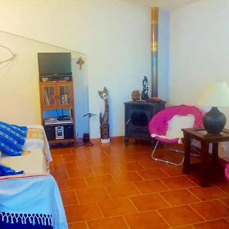 Charming House In With Terrace And Parking Vakantiehuis *