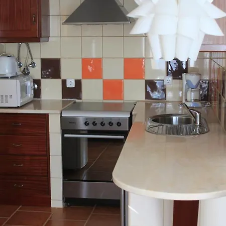 Charming House In With Terrace And Parking Дом отдыха Назаре
