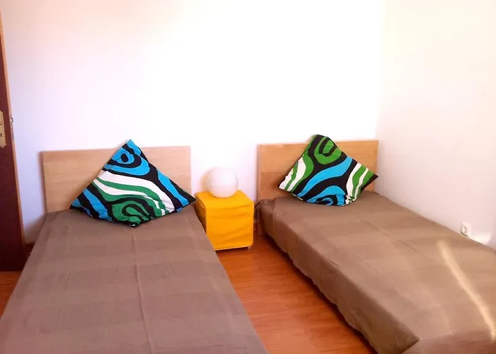 Charming House In With Terrace And Parking Nazaré